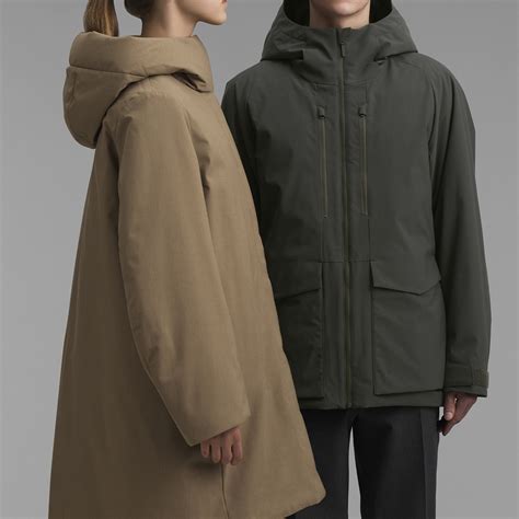 Hybrid Down Parka .